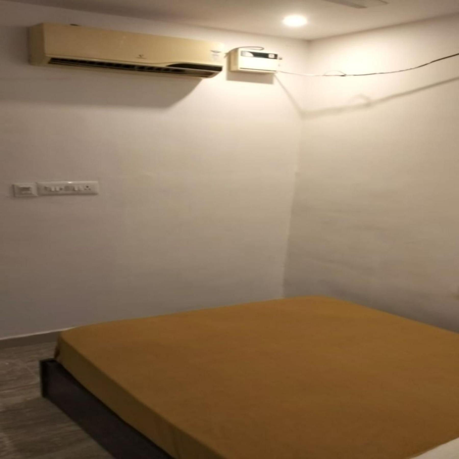 Queen D Tower - By Grands Inn Hospitality Tallakulam Exterior photo
